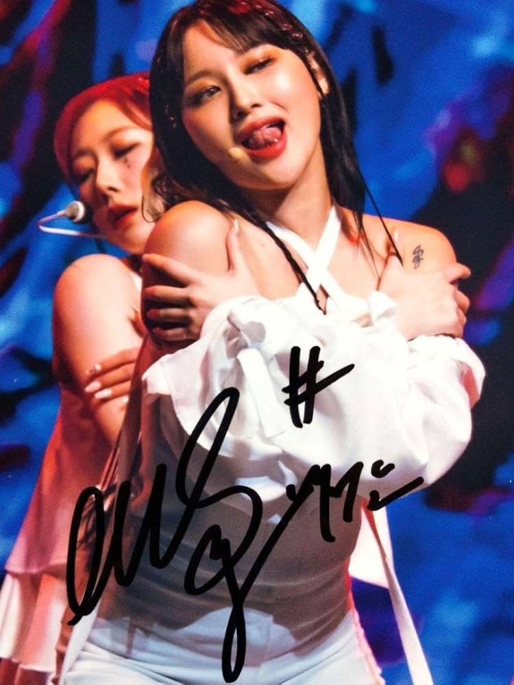 シヨン直筆サイン入り2Lサイズ写真…Siyeon…ドリームキャッチャー…